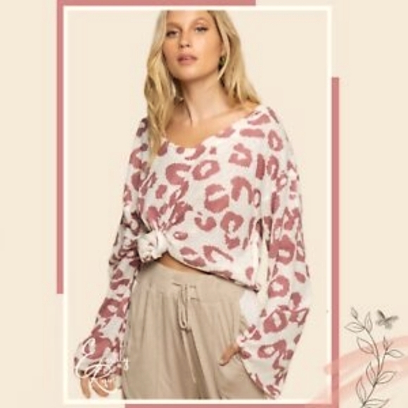 POL Tops - Sold POL thin sweater top